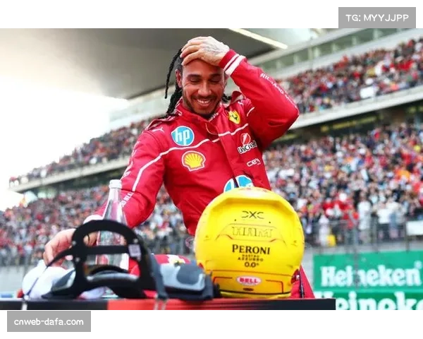 汉密尔顿加拿大赛道再夺冠 七届世界冠军经验助其应对变数