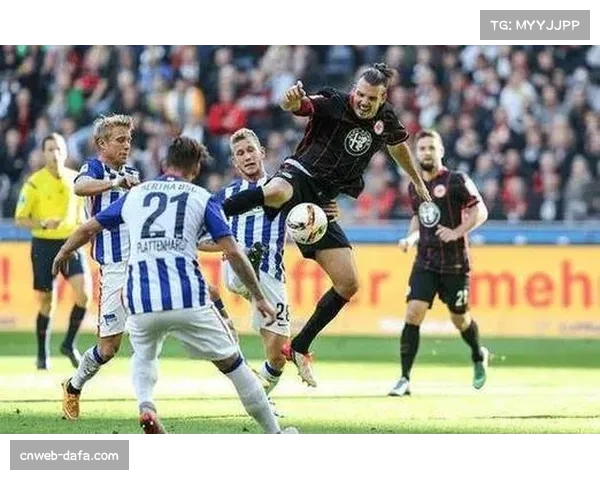 勒阿弗尔0比0战平巴黎FC 主队罚失点球错失胜局 勒阿弗尔0比0战平巴黎FC 主队罚失点球错失胜局